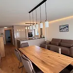 Exclusive Wef 2026 Minute Walk From Congress Apartamento *